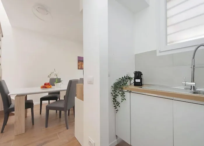 Apartamento Indipendente - Due Bagni - San Lorenzo
